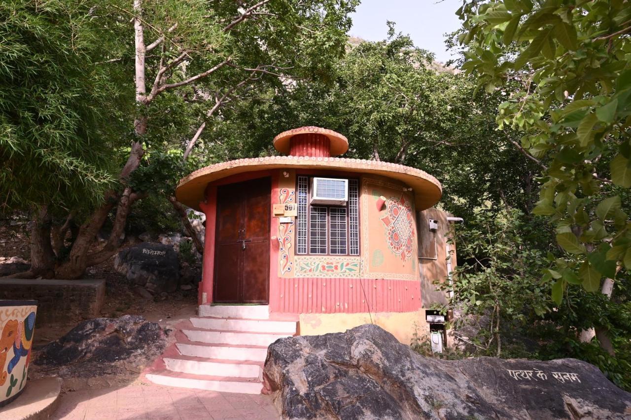 מלון אלוואר Namanbagh מראה חיצוני תמונה